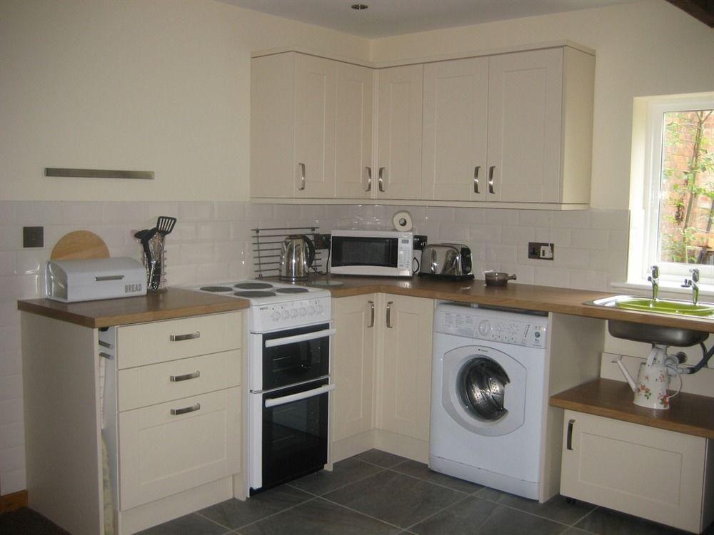 Martin Lane Farm Holiday Cottages Burscough Exteriör bild