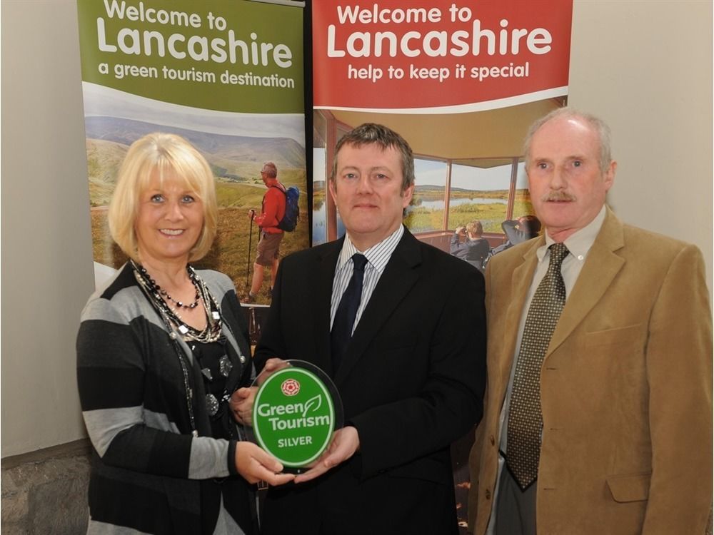 Martin Lane Farm Holiday Cottages Burscough Exteriör bild